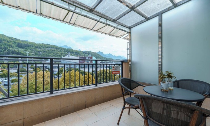 Yongding Hotel | Home Inn Zhangjiajie