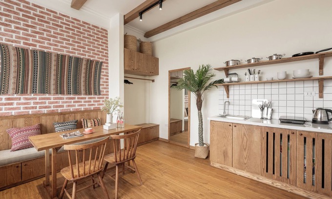 Old Quarter Apartment | Cozy HOME KEY House with Hot Tub, Terrace & 5-Star Rating