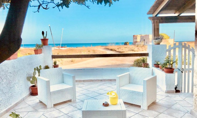 Favignana House | Blissful Retreat at Home Music & Love - Guest Rated 9.5