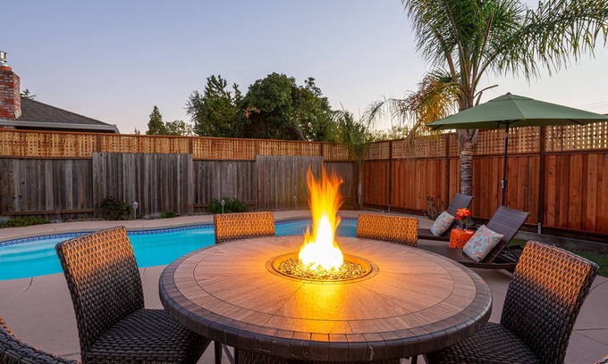 Santa Rosa House | Cozy Retreat near Sonoma with Heated Pool & Ocean View