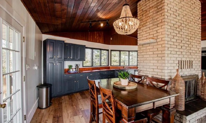 Ironton House | Cozy Home on the Mountain with Family-Friendly Amenities