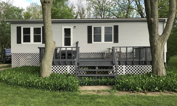 Fulton House | Riverfront Retreat with Spa and Family-Friendly Amenities