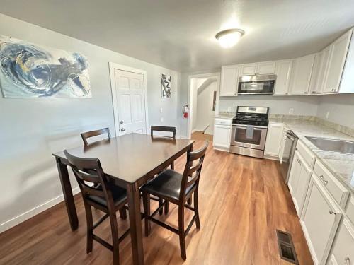 Oneonta Apartment | All Star Baseball Rentals: Pet-Friendly with Pool Access