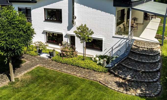 Niederkruechten Apartment | Home Suite Home near the NL border