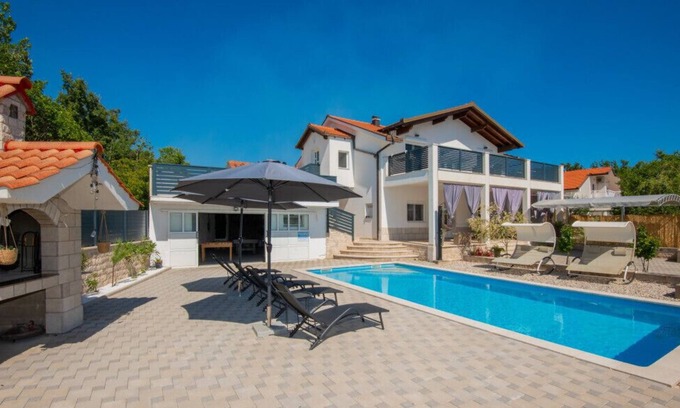 Imotski Villa | Home Sweet Home - Makarska by Villas Guide