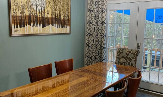 Iuka House | Inviting Home with Hot Tub & Game Room, Nest in the Woods