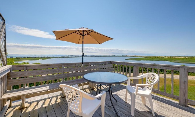 North Truro House | Scenic North Truro Retreat with Pet-Friendly Amenities
