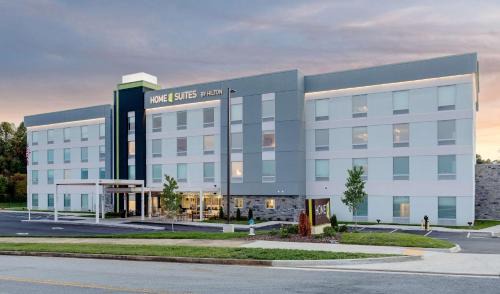 Johnson City Hotel | Inviting Home2 Suites by Hilton in Johnson City, TN