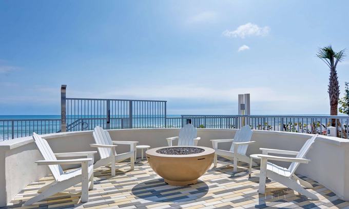 Ellinor Heights Hotel | Oceanfront Escape: Home2 Suites by Hilton Ormond Beach