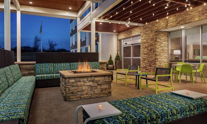 Ridley Park Hotel | Pet-Friendly Home2 Suites by Hilton Near Philadelphia Airport