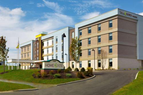 West Chester Hotel | Comfortable Home2 Suites in Cincinnati with Family Amenities