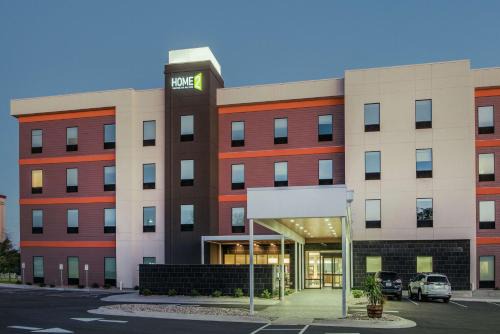 Montopolis Hotel | Discover Home2 Suites By Hilton Austin Airport - Pet Friendly & Pool