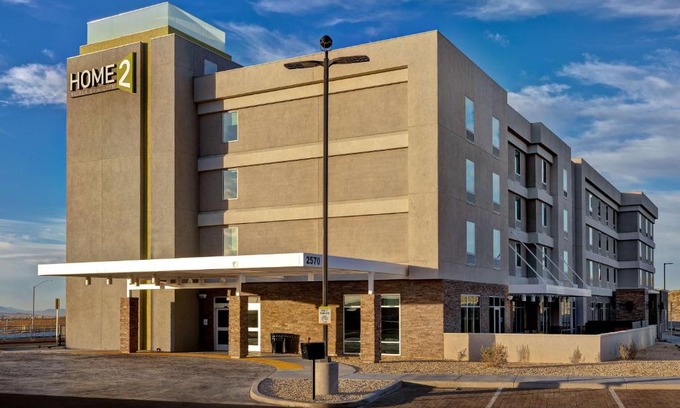Barstow Hotel | Pet-Friendly Retreat at Home2 Suites by Hilton Barstow