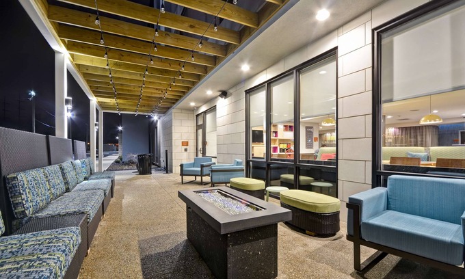 Summit Station Hotel | Discover Home2 Suites by Hilton Columbus Airport East
