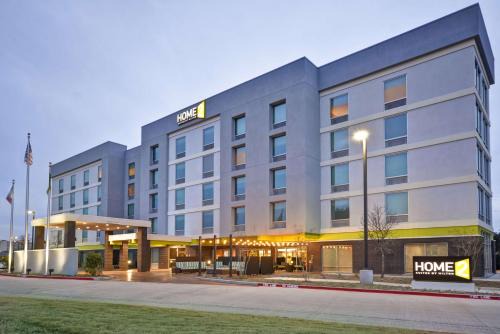 Vickery Meadow Hotel | Inviting Home2 Suites by Hilton Near Dallas North Park