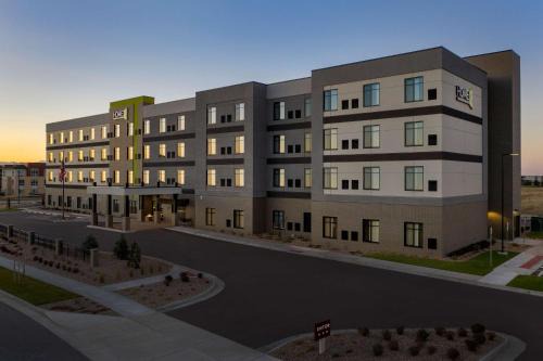 Northfield Hotel | Pet-Friendly Home2 Suites Near Denver with Pool Access