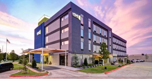 El Reno Hotel | Pet-Friendly Home2 Suites by Hilton El Reno with Pool Access