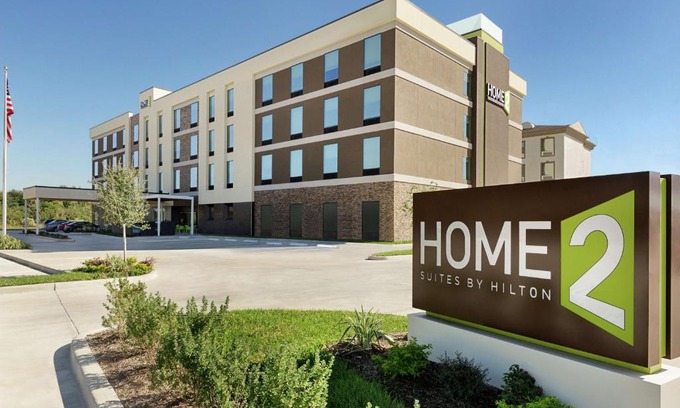 Houston Hotel | Pet-Friendly Retreat at Home2 Suites By Hilton Pearland