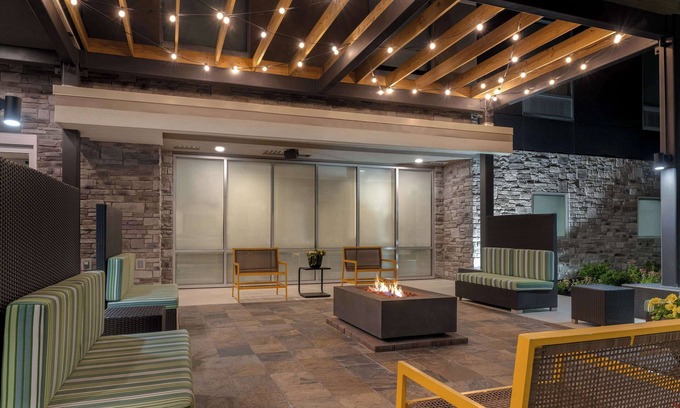 Kokomo Hotel | Discover Home2 Suites By Hilton Kokomo: Family-Friendly Retreat
