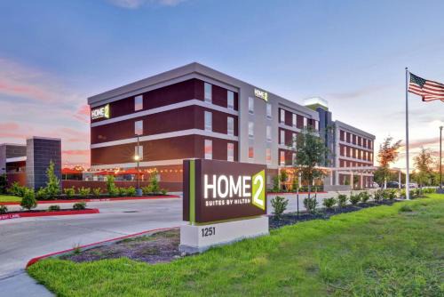 La Porte Hotel | Inviting Home2 Suites by Hilton La Porte with Oceanfront Perks