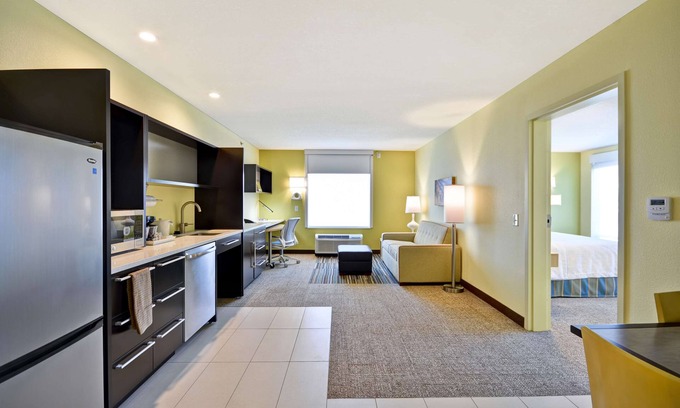 Vickery Meadow Hotel | Comfortable Home2 Suites by Hilton Near North Park Dallas