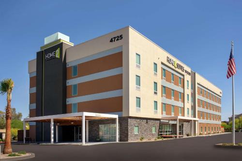 South Mountain Hotel | Relax at Home2 Suites by Hilton Phoenix Airport South