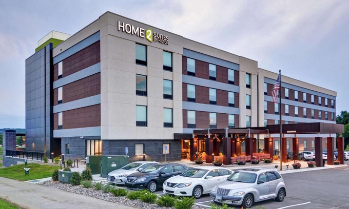 Rochester Hotel | Pet-Friendly Home2 Suites by Hilton Near Mayo Clinic