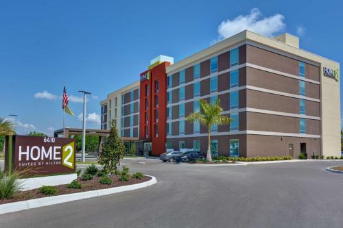 Sarasota Hotel | Experience Home2 Suites by Hilton in Sarasota, FL