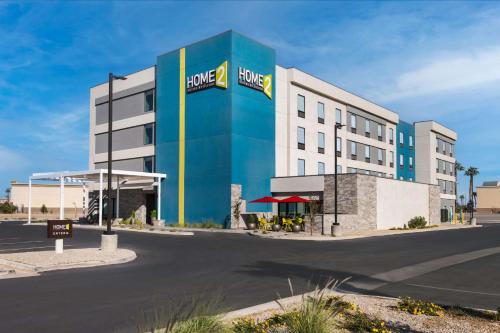 El Centro Hotel | Inviting Home2 Suites By Hilton El Centro with Pool Access