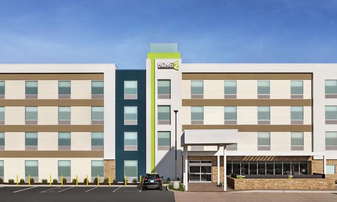 Ridley Park Hotel | Comfortable Home2 Suites Near Philadelphia Airport with Amenities