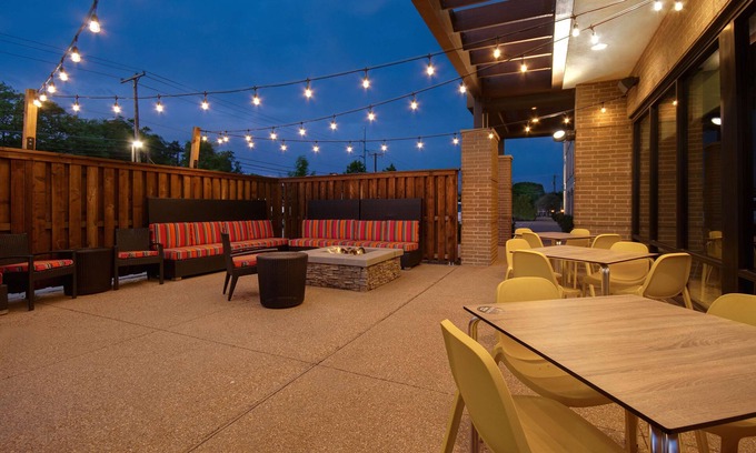 University Hotel | Welcoming Home2 Suites by Hilton Waco with Great Amenities