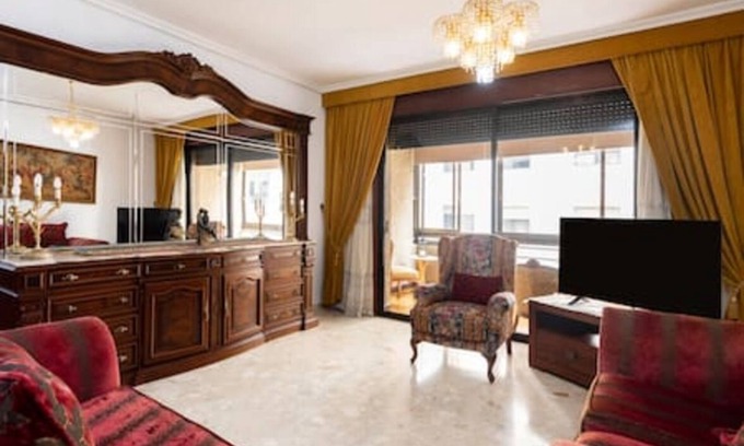 Santa Cruz de Tenerife Apartment | Modern Design Apartment in City Center with Spa & Breakfast