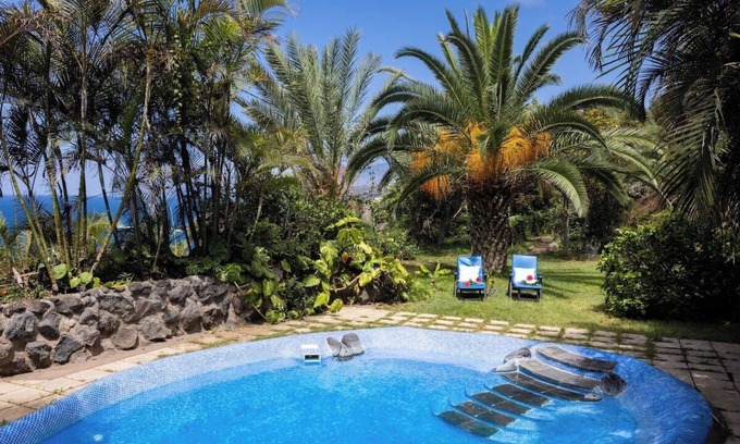 Los Realejos Ski Chalet | Discover Nature at Home2Book Casa Aurora with Ocean Views