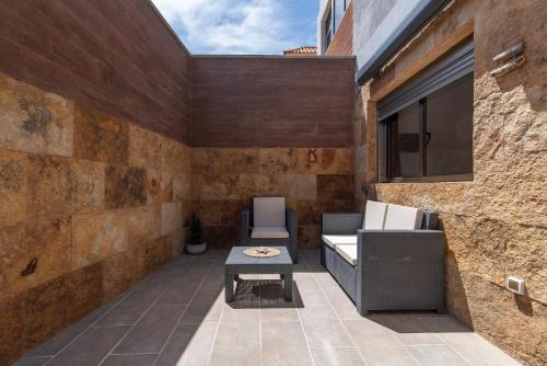 La Garita Apartment | Home2Book Cozy Apt: Steps from La Garita Beach