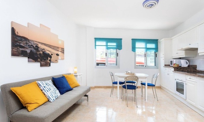 Los Sauces Apartment | Cozy Oceanfront Apartment with Pool and Wifi Amenities