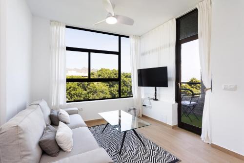 Santa Cruz de Tenerife Apartment | Stylish Oceanfront Apartment in Santa Cruz Center