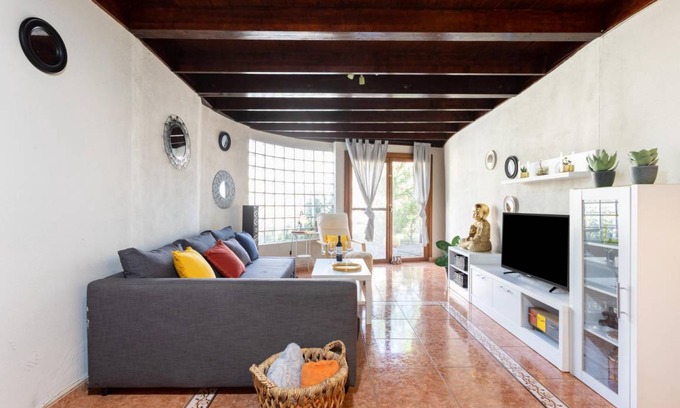 Parque Holandes Apartment | Discover Home2Book La Mareta with Pool & Kitchen Amenities