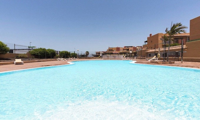 Geafond Apartment | Beautiful Home2Book Las Vistas Corralejo with Terrific Amenities