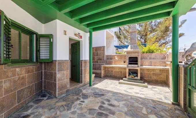 Orzola House | Home2Book Órzola Getaway with Terrace & BBQ