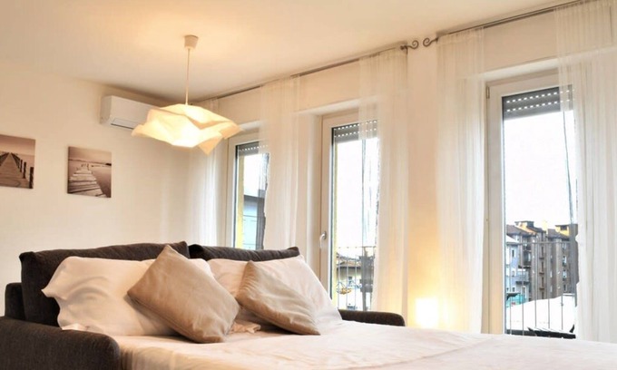 Villapizzone Apartment | Stylish HomeLovers Studio in Portello Accursio District