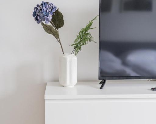 Simmering Apartment | Comfortable Apartment Just 10 Minutes from Stephansplatz