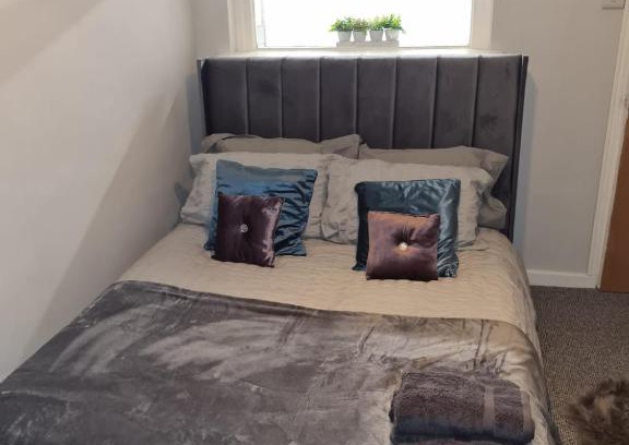 Long Eaton Apartment | Cozy Apartment: Guest Rated 10/10 & Child Friendly Stay