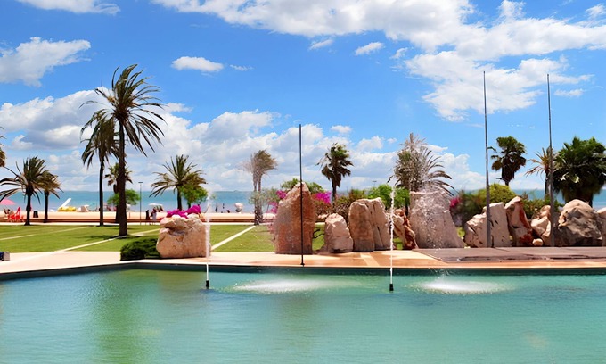 Sant Carles de la Rapita Apartment | Beachfront Apartment with Sea View for 6 Guests