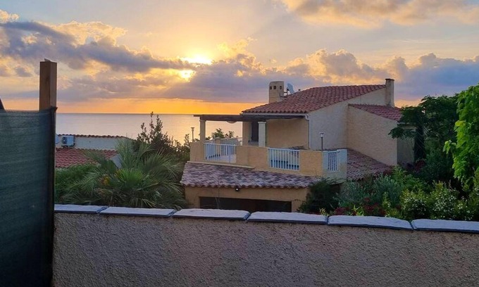 Bravone Apartment | Homerez - 50 m away from the beach! Amazing studio for 4 ppl. at Linguizzetta