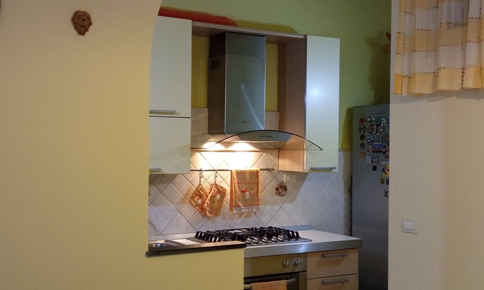 Aci Trezza Apartment | Guest Rated 10/10: Oceanfront Apartment with Balcony