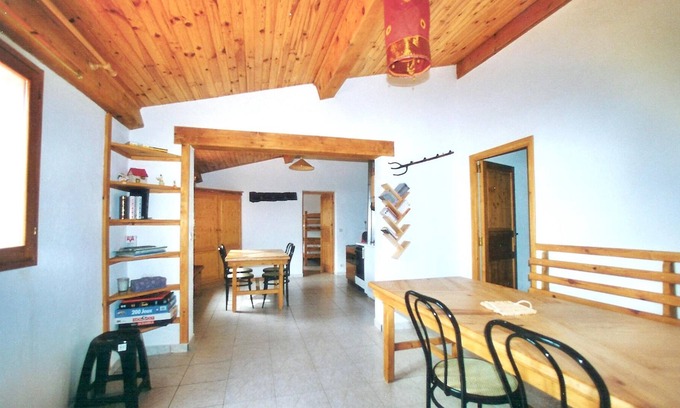 Camps-sur-l'Agly House | Homerez - Amazing house for 12 ppl. at Camps-sur-l'Agly