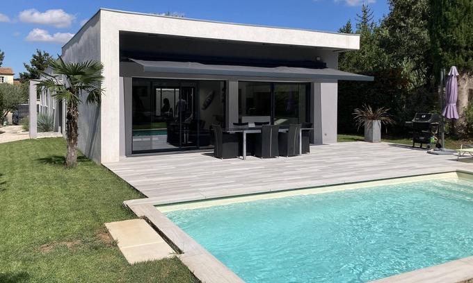 Bouc-Bel-Air House | Homerez - Amazing house for 7 ppl. with swimming-pool and garden at Bouc-Bel-Air