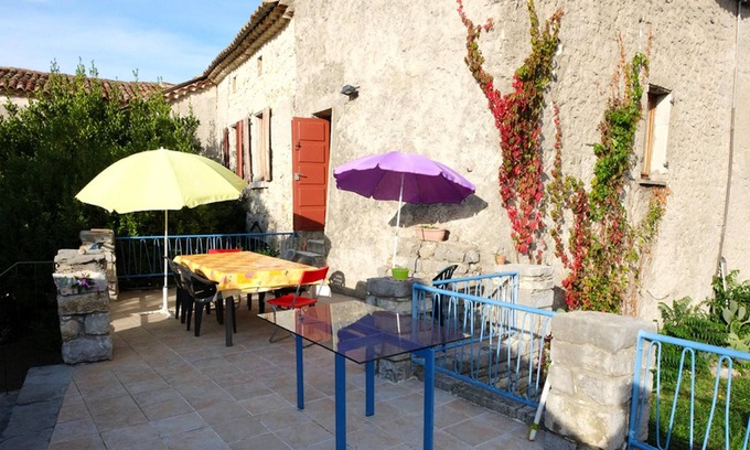 Brujas House | Homerez - Amazing property for 15 ppl. with terrace at Beaulieu