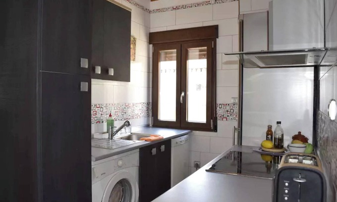 Ambroz Apartment | Cozy Apartment Ambroz: Relax by the Pool and Spa