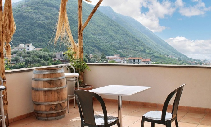 Gragnano Apartment | Inviting Oceanfront Apartment Near Beach for 5 in Gragnano